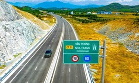 Sắp thu phí 13 tuyến cao tốc Bắc - Nam, thấp nhất 900 đồng/km
