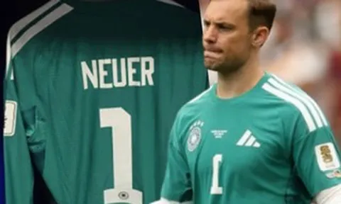 Neuer may mắn thoát vi phạm quy định FIFA ngày tái xuất tuyển Đức