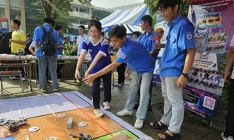 Hơn 12.000 thí sinh xét tuyển trường cao đẳng, 8 điểm/môn mới đậu ngành "hot"