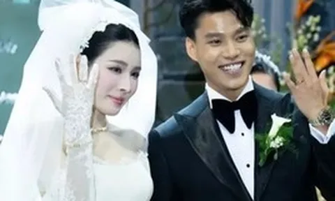 Đám cưới cầu thủ Văn Thanh, cô dâu công khai con gái riêng