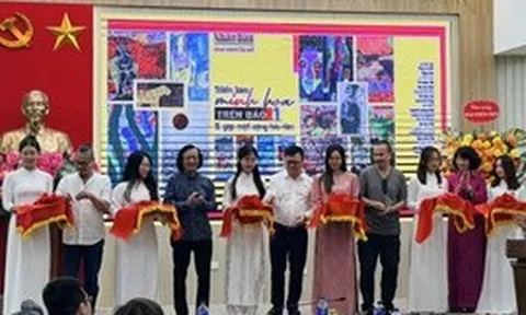 Hội tụ 90 tác phẩm của 23 họa sĩ tại triển lãm 'Minh họa trên báo'