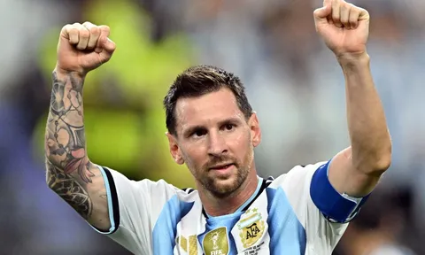 Yêu vợ như Messi