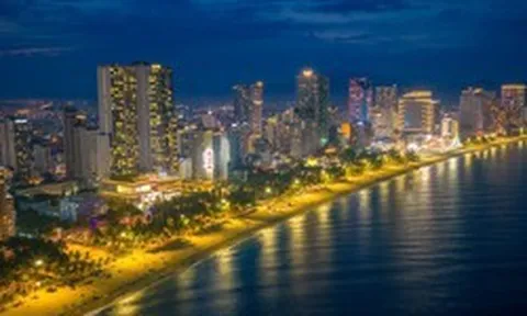 Khi du khách tìm kiếm một nơi để thức cùng Nha Trang