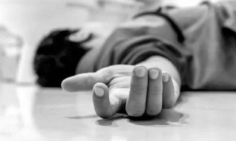 Người đàn ông 52 tuổi đột quỵ, tử vong sau khi ăn thịt kho với dưa leo, bác sĩ cảnh báo thói quen "cực độc"