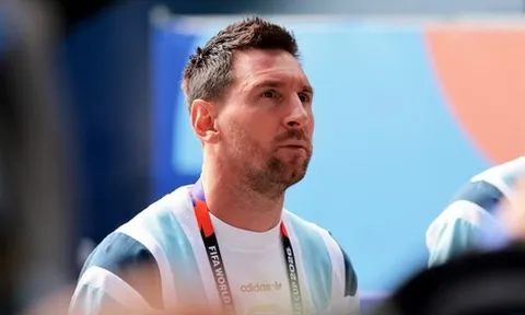 Argentina hủy tập vì mưa bão nguy hiểm, Messi và đồng đội vỡ kế hoạch