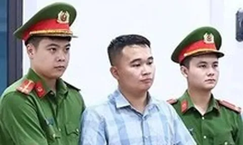 Vụ hơn 140 điểm 10 toán tốt nghiệp: Giữ khẩn cấp 1 giáo viên Trường THPT chuyên Tuyên Quang