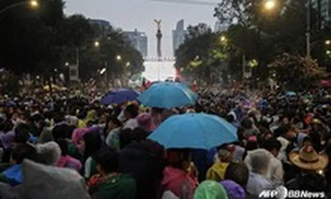 4 CĐV thiệt mạng vì bị giẫm đạp, Mexico trong tình trạng báo động, Tổng thống kêu gọi người dân kiểm soát trước trận gặp Anh