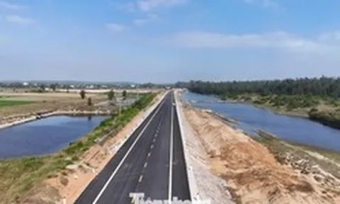 Đầu tư 6.000 tỷ 'lên đời' đường ven biển Dung Quất - Sa Huỳnh