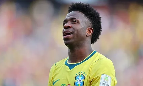 Vì sao Vinicius không đá phạt đền cho Brazil?