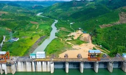 Ngành điện Việt Nam sắp có "Đại lộ Ánh sáng" 5.000 tỷ đồng: Vị trí xây dựng khiến nhiều người bất ngờ