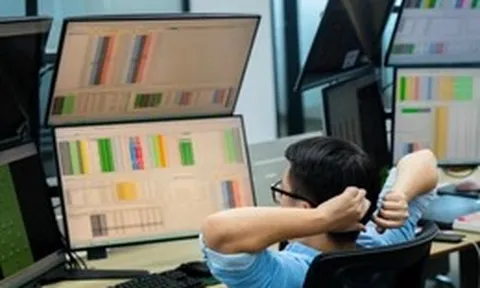 Chứng khoán tuần mới: VN-Index vẫn chưa bứt phá, cổ phiếu PNJ sẽ ra sao?