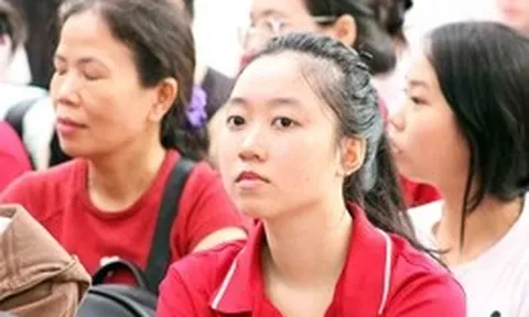 Đang đăng ký nguyện vọng, một trường cao đẳng đã cho 300 tân sinh viên nhập học