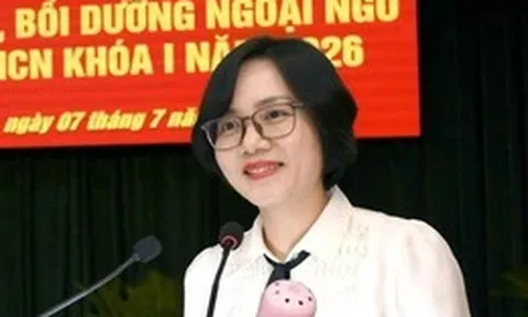 Một sư đoàn thuộc Quân khu 5 mời giảng viên đại học về dạy ngoại ngữ cho bộ đội
