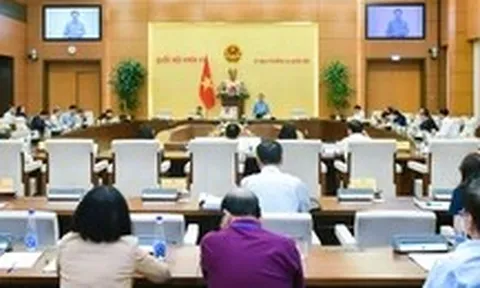 Tin tức sáng 8-7: Ủy ban Thường vụ Quốc hội cho ý kiến về dự Luật Đô thị đặc biệt, Luật Đất đai