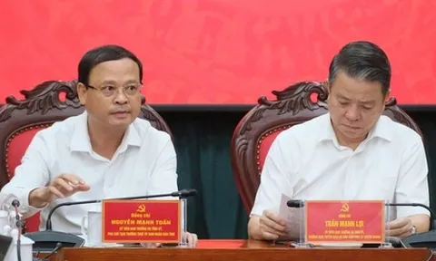 Tuyên Quang họp báo vụ hơn 140 điểm 10 toán: Sở GD-ĐT đề xuất cho thi lại môn toán