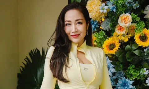Nghệ sĩ Ốc Thanh Vân cùng 3 con trở lại Úc