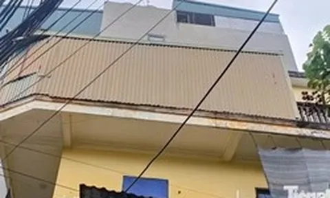 Cảnh sát vén màn bí ẩn trong căn nhà luôn đóng kín cửa