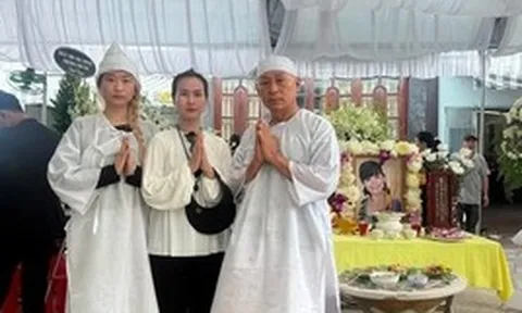 Võ Hạ Trâm xót xa khi NSND Tạ Minh Tâm bật khóc thốt lên: “Trái tim của tôi như tan vỡ”