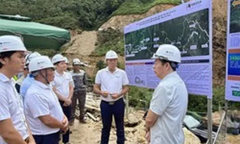 Việt Nam đang triển khai hầm đường bộ qua đèo dài nhất cả nước, giúp rút ngắn thời gian từ 2 giờ xuống 11 phút, do doanh nghiệp trong nước thực hiện