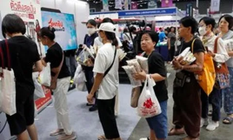 Giá dầu tăng cao, nước láng giềng Việt Nam quyết định vay gấp 12 tỷ USD để hỗ trợ 20 triệu hộ gia đình