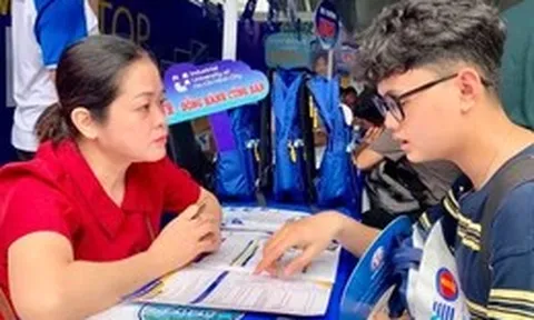 Trường ĐH Công nghiệp TP.HCM lần đầu xét tuyển kết hợp, điểm sàn từ 16