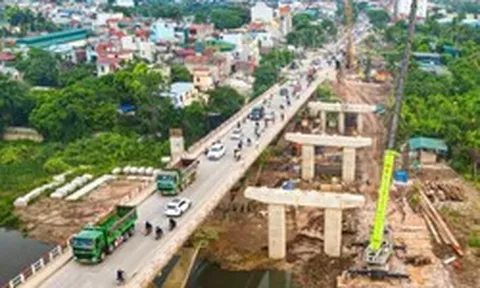 Lộ diện trụ cầu Mai Lĩnh mới sau gần 1 năm thi công