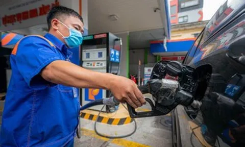 Giá xăng dầu hôm nay 12/7: Dầu thế giới trải qua tuần tăng, xăng trong nước giảm