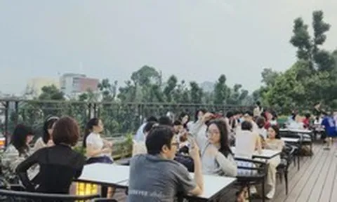Du lịch bứt phá nửa đầu năm, thành động lực tăng trưởng kinh tế của TP Hồ Chí Minh