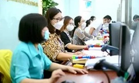 Bộ Nội vụ hướng dẫn giải quyết chế độ với cán bộ, công chức, viên chức dôi dư