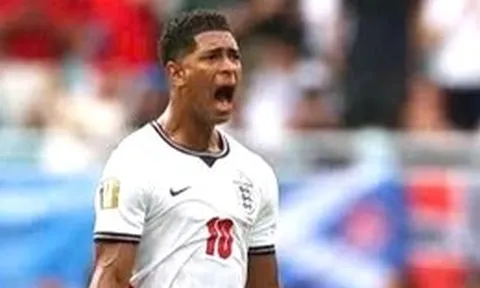 Cú đúp của Bellingham giúp tuyển Anh vào bán kết World Cup 2026