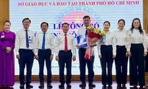 TP.HCM điều động nhiều cán bộ quản lý giáo dục, một chủ tịch phường làm hiệu trưởng trường THPT