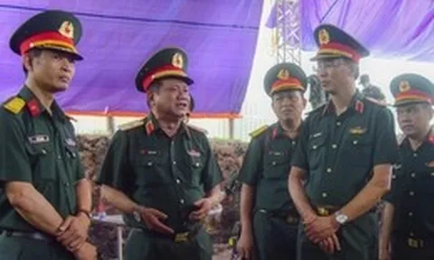 Trưởng Ban Chỉ đạo 515 Quân khu 7 khảo sát tại công viên Lê Thị Riêng, yêu cầu chăm lo tốt chiến sĩ làm nhiệm vụ