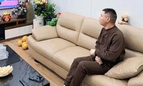 NSND Công Lý dỗi vợ, không chịu ăn cơm