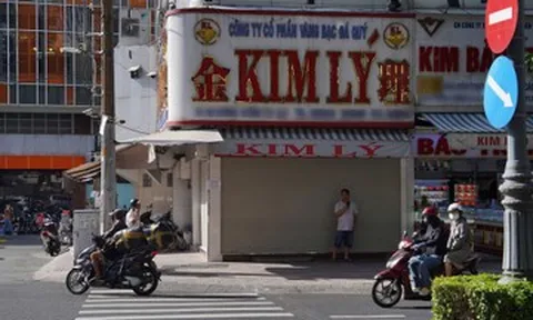 Chủ tiệm vàng, kim cương Kim Lý tuyên bố "làm ăn chân chính, uy tín" trước khi bị khởi tố