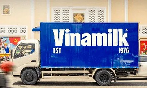 Chứng khoán ảm đạm, cổ phiếu Vinamilk bất ngờ 'bừng tỉnh'