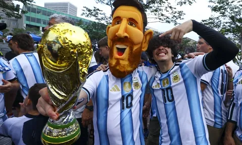 Giá vé chung kết World Cup tăng phi mã