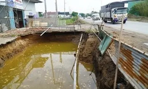Tự đưa máy móc vào khu vực dự án mở rộng đường để đào lấy đất