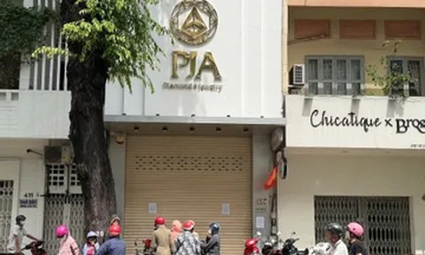 Cửa hàng kim cương bất ngờ đóng cửa, khách hàng lo kẹt tài sản hàng tỷ đồng