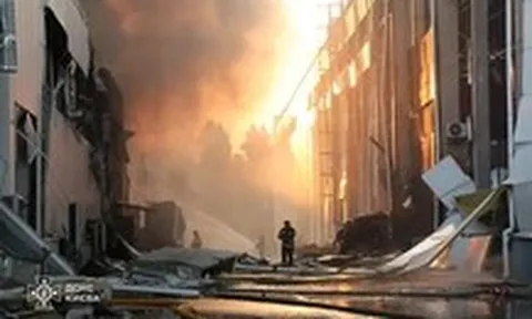 Tin tức thế giới 19-7: Có loạt tiếng nổ mạnh ở Kiev; Ngoại trưởng Triều Tiên đến Nga