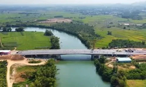 Đà Nẵng: 21 cây cầu 'nằm chờ' đường dẫn