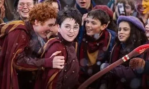 Harry Potter bản truyền hình gặp khó khăn vì dàn sao nhí