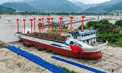 Phát hiện tàu Trung Quốc dài 70 mét, di chuyển liên tục 760 km không cần tiếp nhiên liệu, thực hiện nhiệm vụ lớn