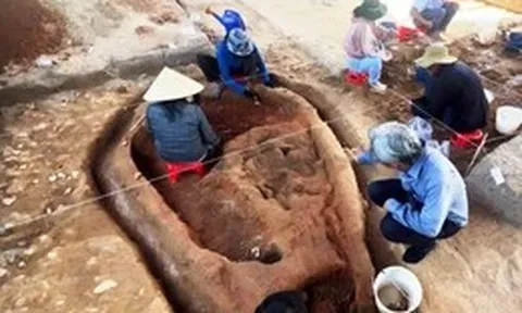 Phát hiện ba lò nung gần 2.000 năm tuổi ở thành cổ Châu Sa