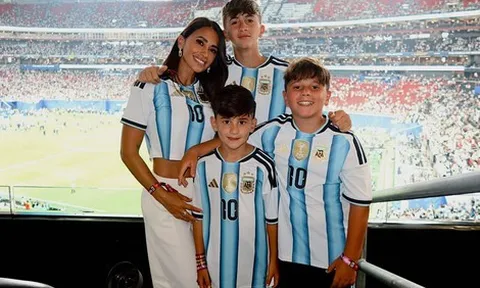 Vợ Messi động viên chồng: 'Luôn là người giỏi nhất, em yêu anh rất nhiều'