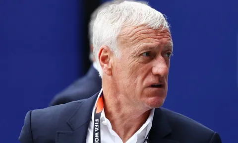 Deschamps rời tuyển Pháp trong bất mãn