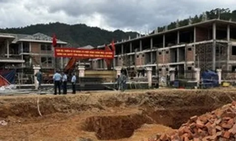 Lãnh đạo TP Đà Nẵng đặt thời hạn chót bàn giao 6 trường liên cấp vùng biên giới