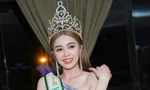 Chiếc vương miện từng được công bố trị giá 3 tỉ đồng toàn kim cương giả?