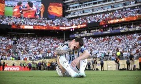 Tương lai ảm đạm chờ đợi bóng đá Argentina