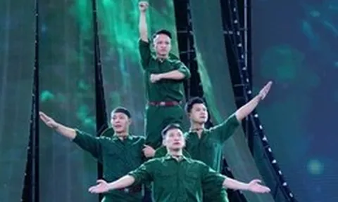 Xiếc ‘Vó ngựa biên cương’ tri ân những người lính