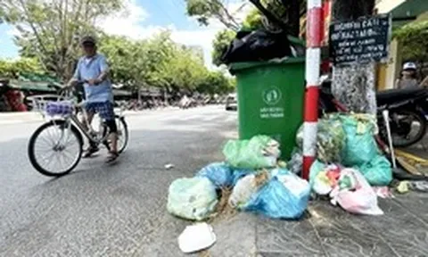 Vì sao rác dồn ứ, chậm thu gom ở Đà Nẵng nhiều tuần qua?